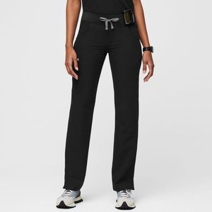 FIGS Cade Cargo Scrub Pants